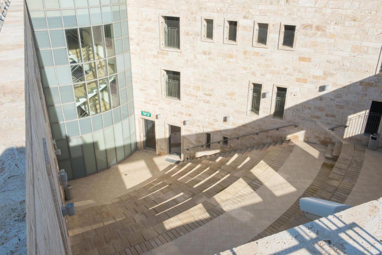 Hi - Akko Knights Hostel Exterior photo